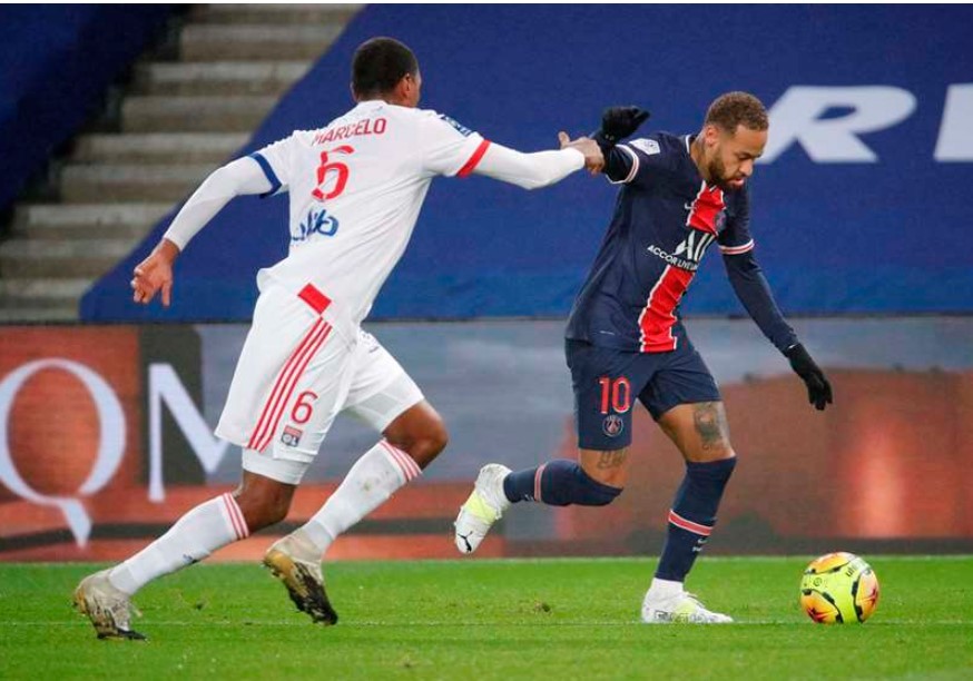 内马尔的进攻让巴萨逆转